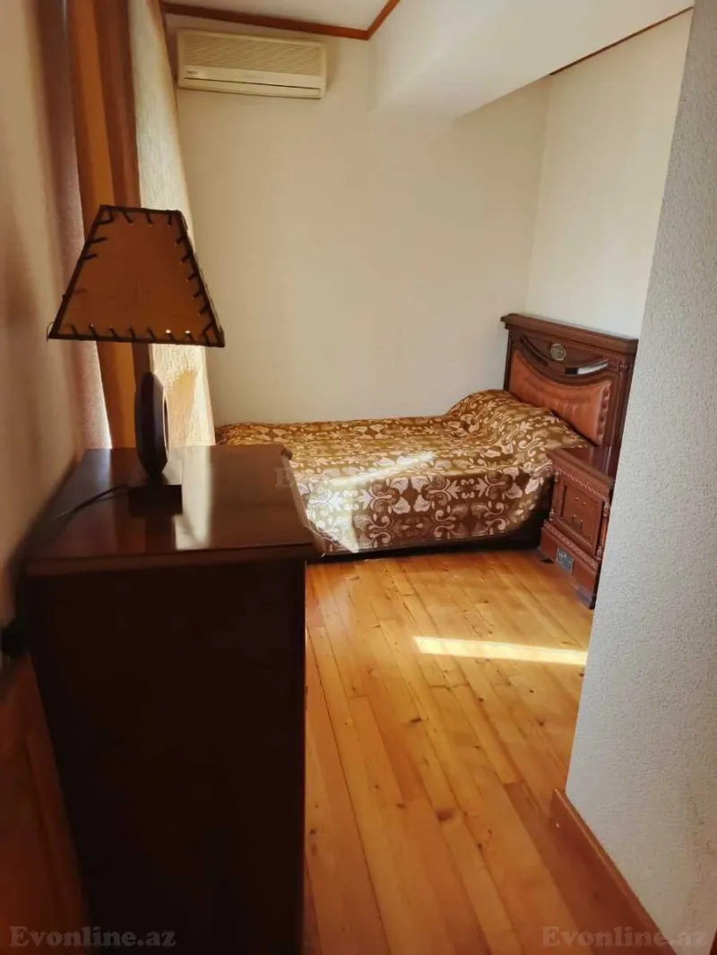 Satılır 3 otaqlı Mənzil Köhnə tikili 70 m² 28 May m. - şəkil 7