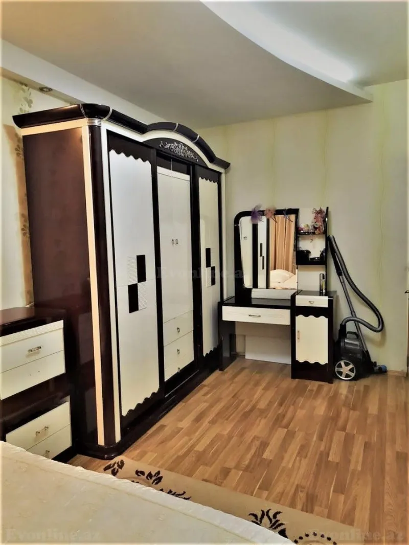 Satılır 2 otaqlı Mənzil Köhnə tikili 55 m² 5-ci mikrorayon - şəkil 6