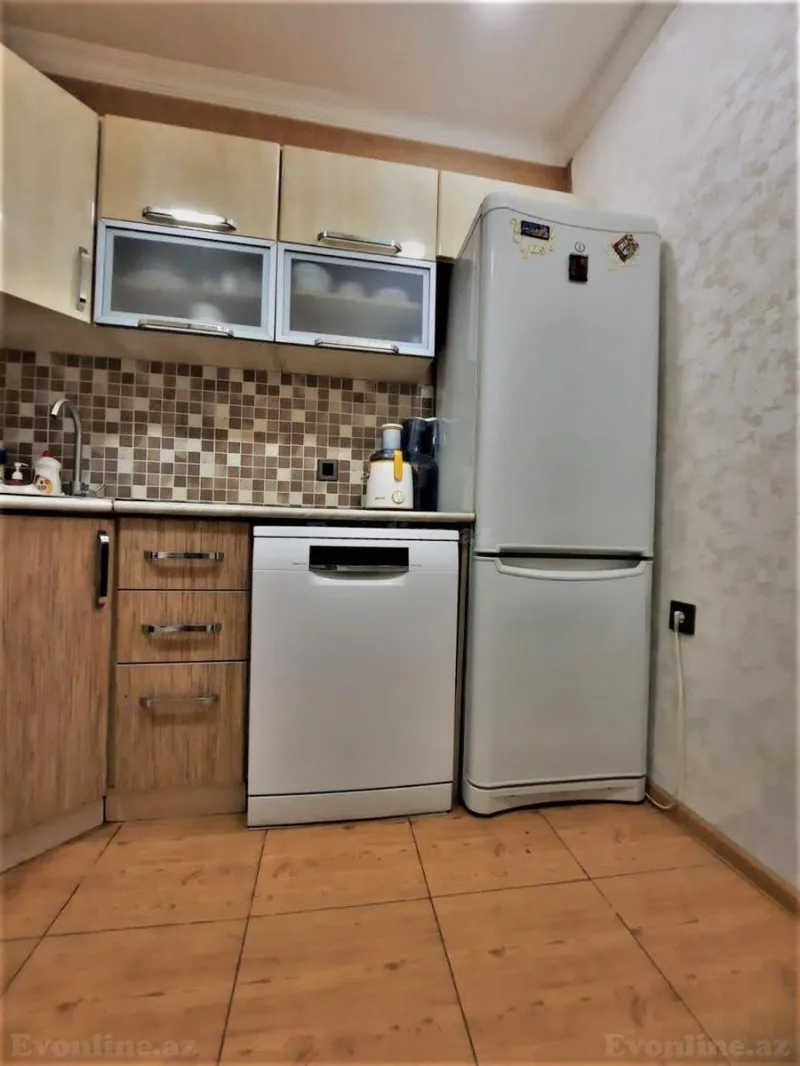 Satılır 2 otaqlı Mənzil Köhnə tikili 55 m² 5-ci mikrorayon - şəkil 8