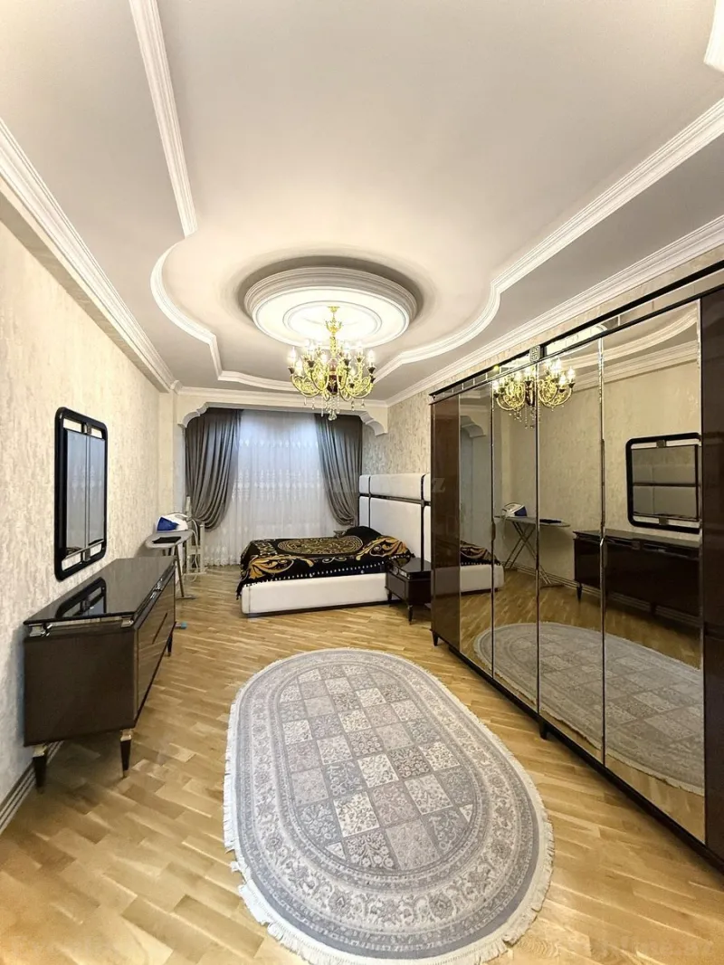 Satılır 4 otaqlı Mənzil Yeni tikili 170 m² 8-ci mikrorayon - şəkil 8