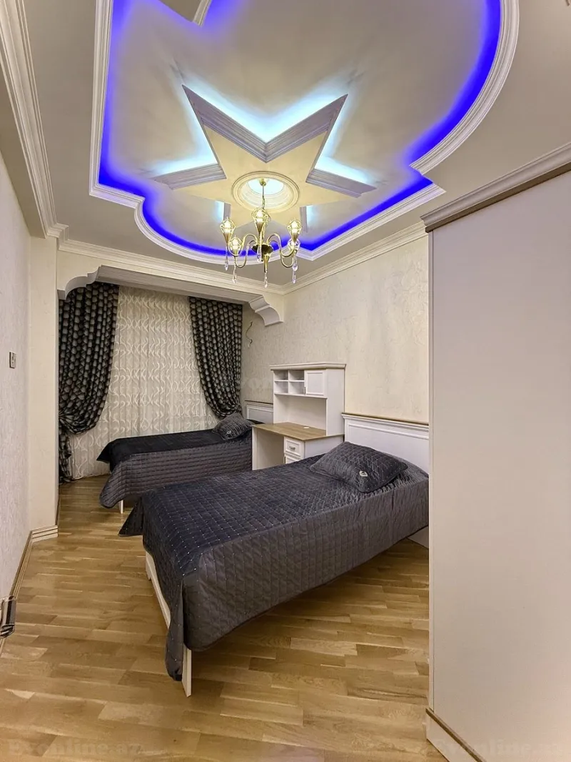 Satılır 4 otaqlı Mənzil Yeni tikili 170 m² 8-ci mikrorayon - şəkil 10