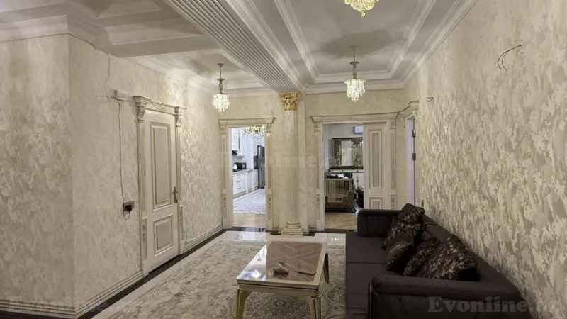 Satılır 4 otaqlı Mənzil Yeni tikili 170 m² 8-ci mikrorayon - şəkil 12