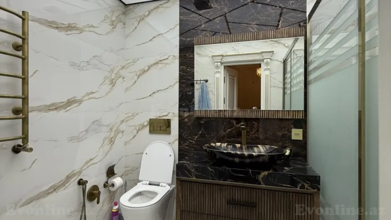 Satılır 4 otaqlı Mənzil Yeni tikili 170 m² 8-ci mikrorayon - şəkil 16