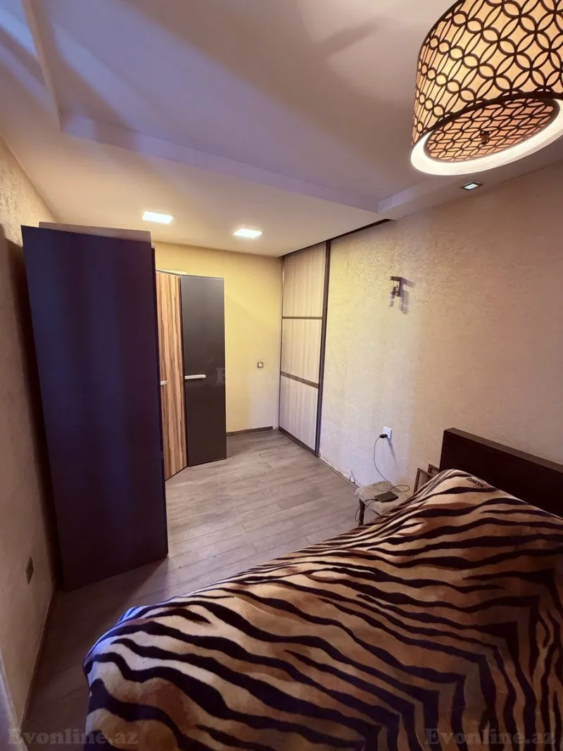 Satılır 2 otaqlı Mənzil Köhnə tikili 43 m² Yasamal - şəkil 5