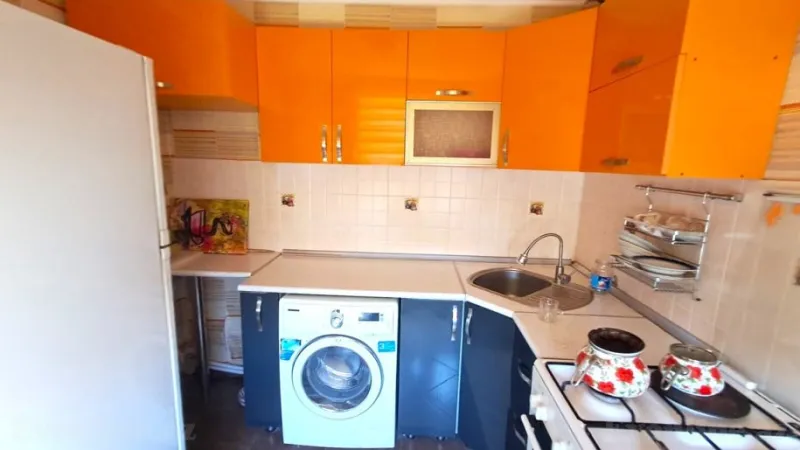 Satılır 1 otaqlı Mənzil Köhnə tikili 35 m² Qara Qarayev m. - şəkil 4