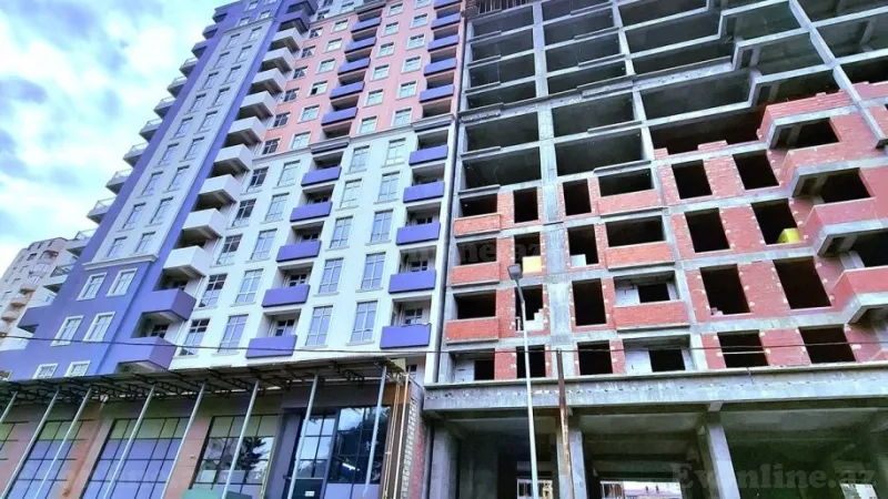Satılır 4 otaqlı Mənzil Yeni tikili 126 m² Qara Qarayev m.