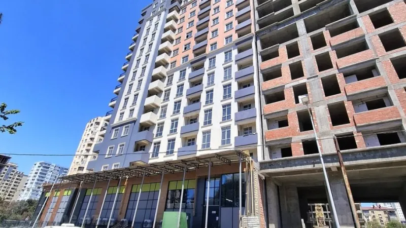 Satılır 4 otaqlı Mənzil Yeni tikili 126 m² Qara Qarayev m. - şəkil 2