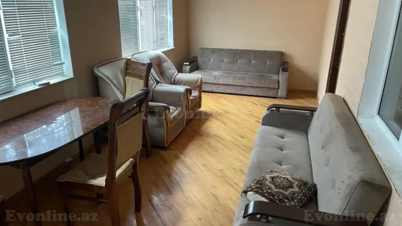 Kirayə verilir 3 otaqlı Mənzil Köhnə tikili 80 m² Yasamal r.