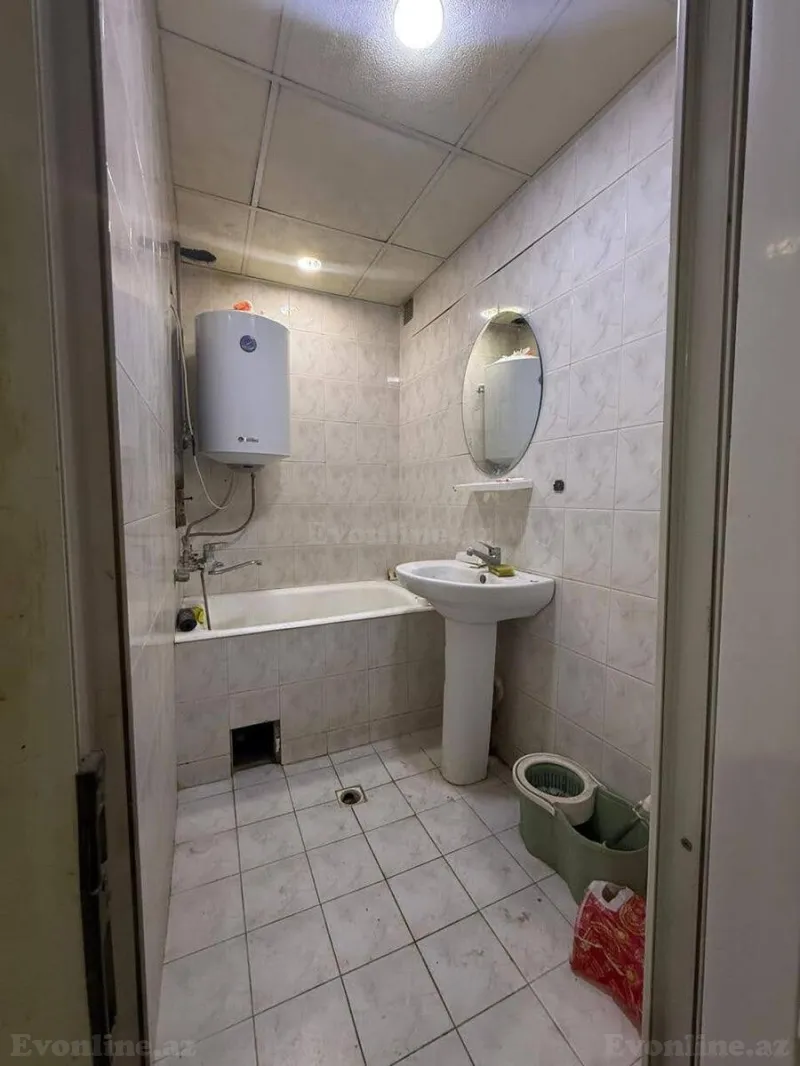 Kirayə verilir 3 otaqlı Mənzil Köhnə tikili 80 m² Yasamal r. - şəkil 16