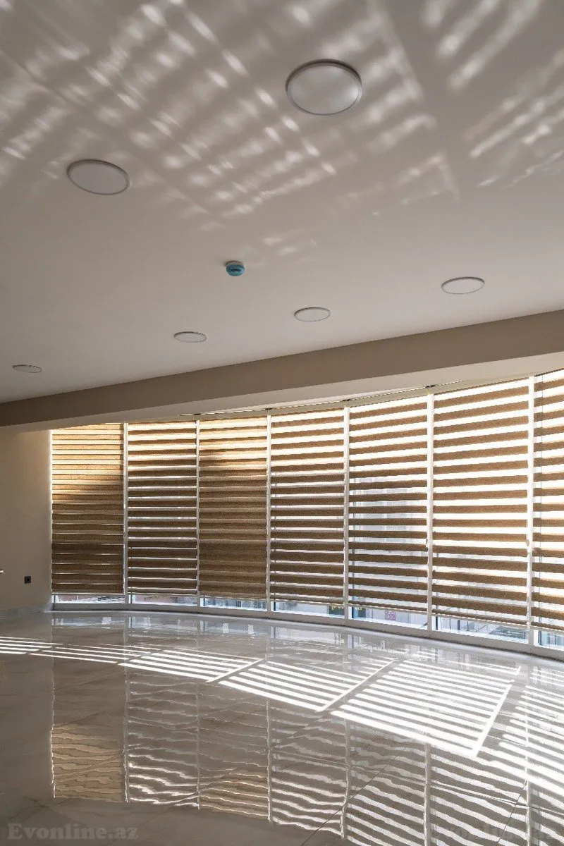 Kirayə verilir 5 otaqlı Mənzil Köhnə tikili 280 m² 28 May m. - şəkil 2