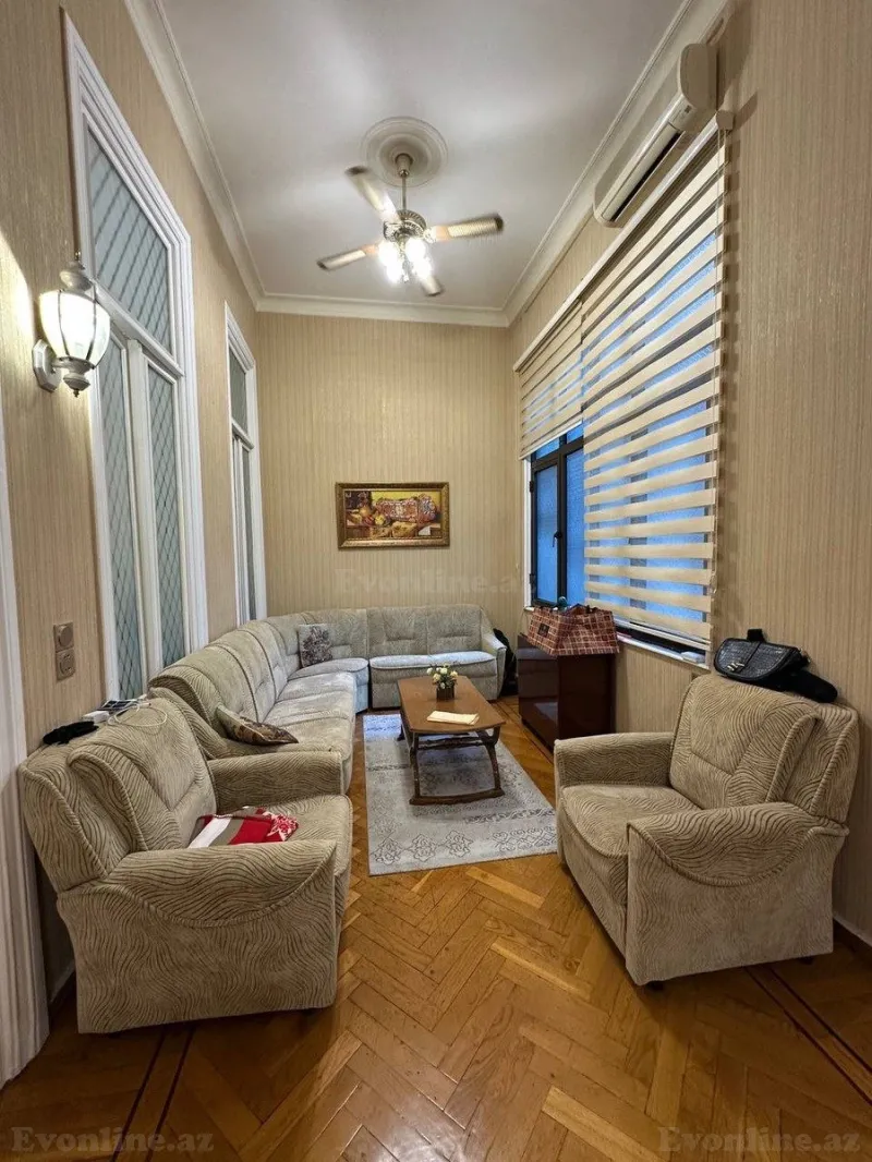 Satılır 5 otaqlı Mənzil Köhnə tikili 151 m² İçərişəhər m. - şəkil 12