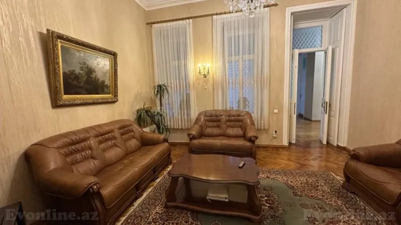 Satılır 5 otaqlı Mənzil Köhnə tikili 151 m² İçərişəhər m. - şəkil 18