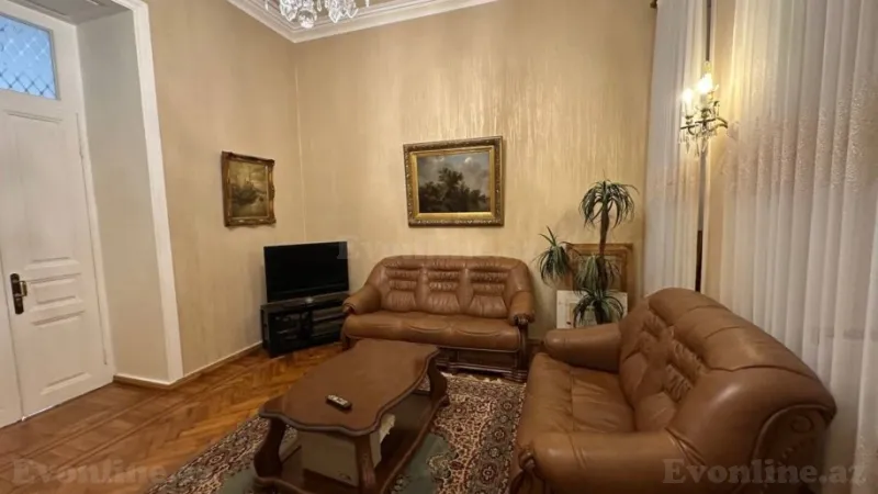 Satılır 5 otaqlı Mənzil Köhnə tikili 151 m² İçərişəhər m. - şəkil 19