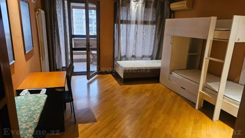 Kirayə verilir 3 otaqlı Mənzil Köhnə tikili 95 m² İçərişəhər m. - şəkil 4