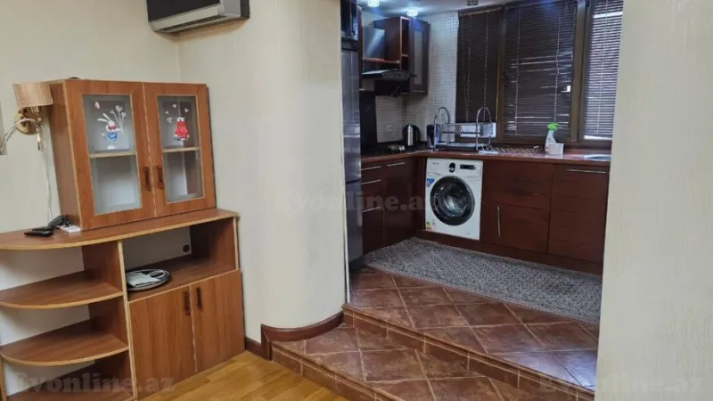 Kirayə verilir 3 otaqlı Mənzil Köhnə tikili 95 m² İçərişəhər m. - şəkil 6