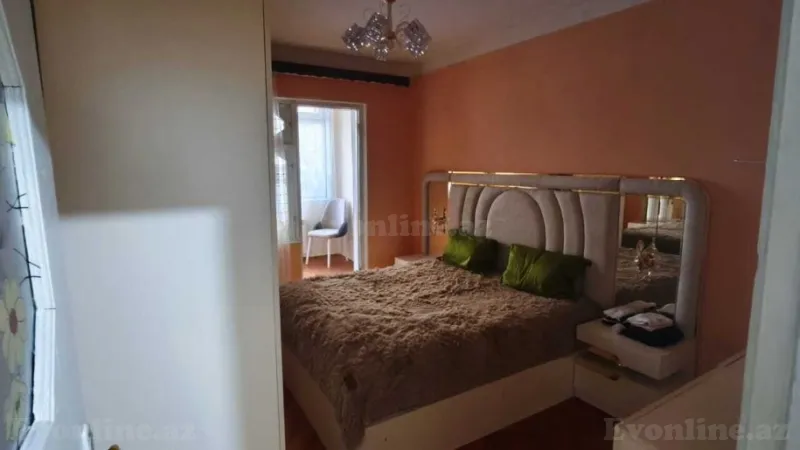 Satılır 2 otaqlı Mənzil Köhnə tikili 65 m² Yeni Yasamal - şəkil 4