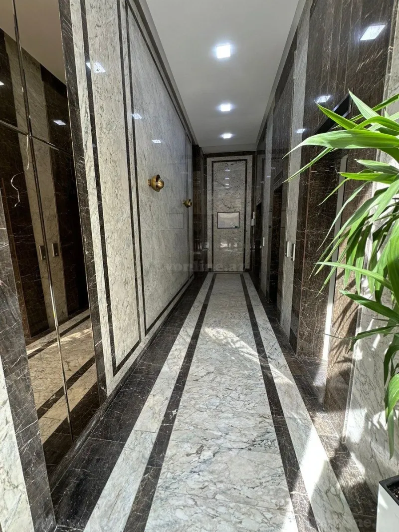 Satılır 2 otaqlı Mənzil Yeni tikili 85 m² Nəsimi r. - şəkil 10