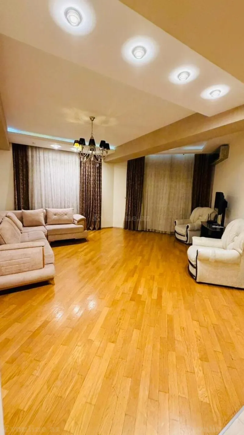 Kirayə verilir 2 otaqlı Mənzil Yeni tikili 95 m² 1-ci mikrorayon