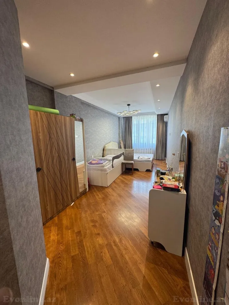 Kirayə verilir 3 otaqlı Mənzil Yeni tikili 140 m² Elmlər Akademiyası m. - şəkil 3