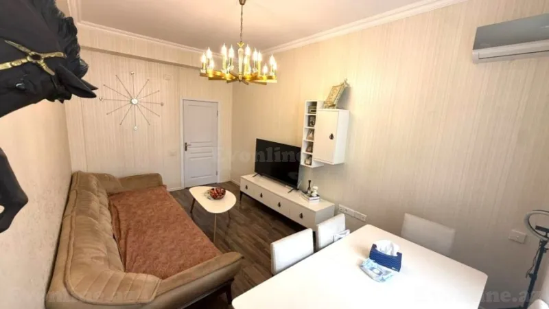 Satılır 3 otaqlı Mənzil Yeni tikili 85 m² Yasamal r. - şəkil 2