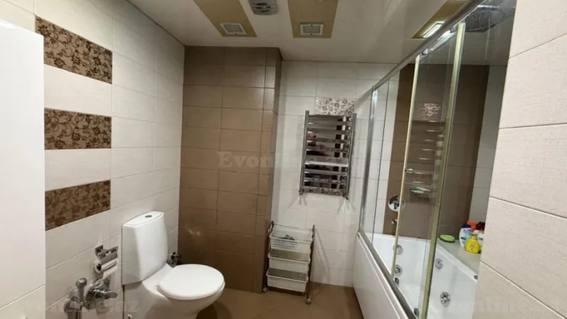 Satılır 2 otaqlı Mənzil Yeni tikili 100 m² 20 Yanvar m. - şəkil 9