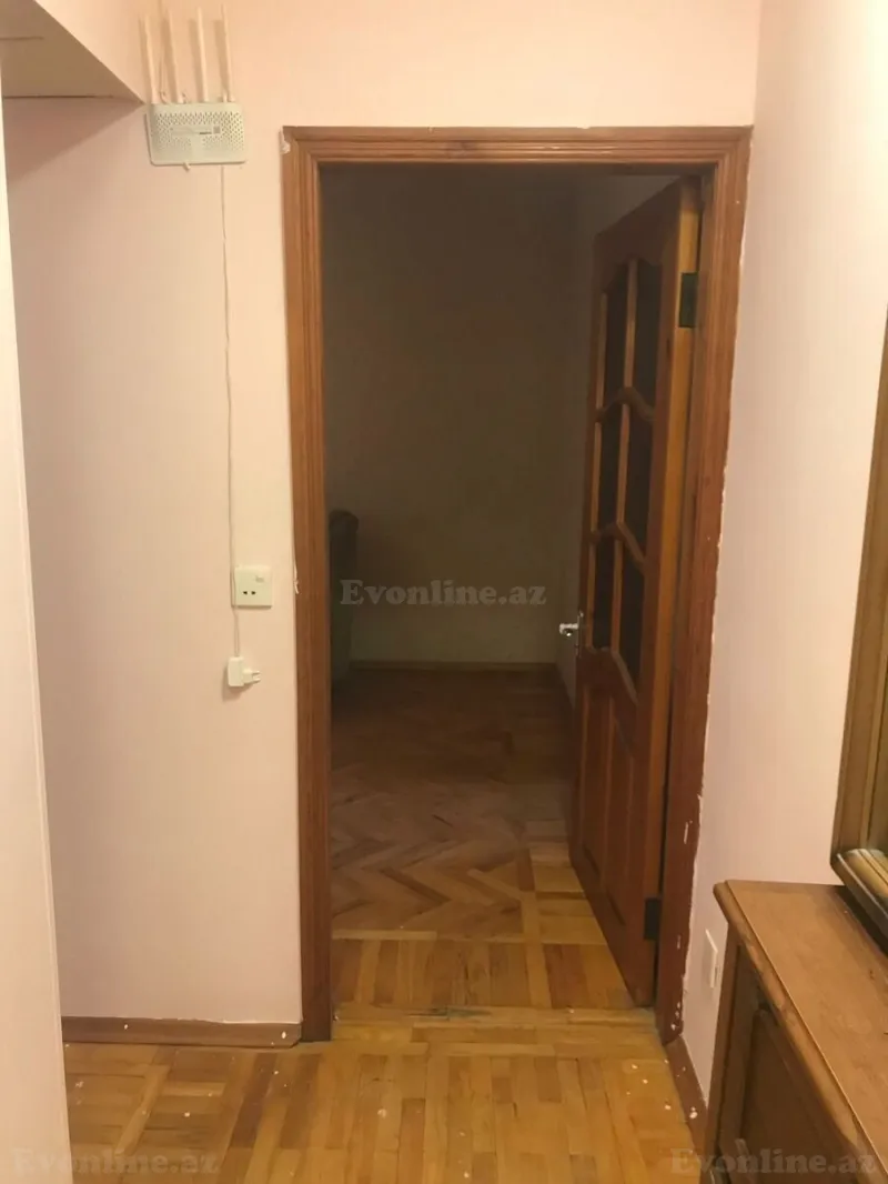 Satılır 2 otaqlı Mənzil Köhnə tikili 41.4 m² 4-cü mikrorayon - şəkil 6