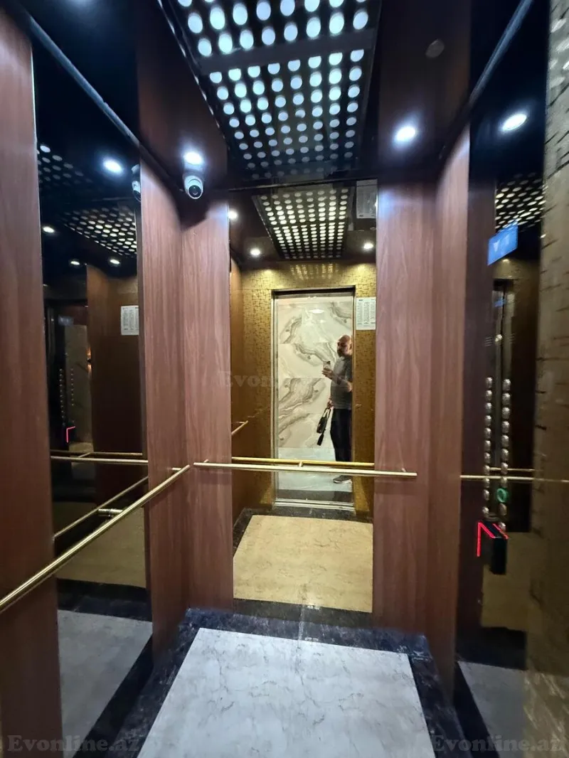Satılır 4 otaqlı Mənzil Yeni tikili 195 m² 28 May m. - şəkil 5
