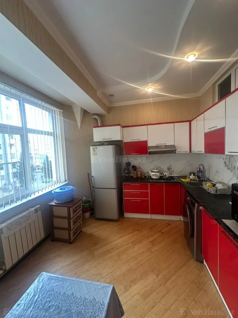 Kirayə verilir 2 otaqlı Mənzil Yeni tikili 70 m² Neftçilər m. - şəkil 5