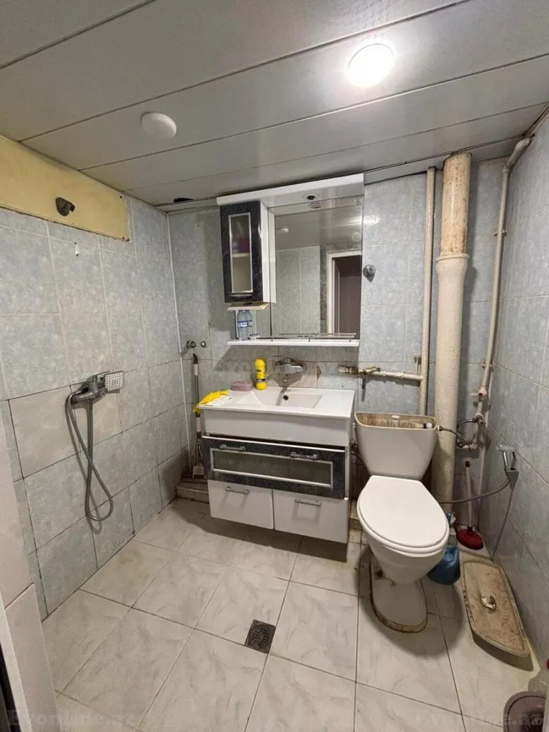 Satılır 1 otaqlı Mənzil Köhnə tikili 30 m² 8-ci kilometr - şəkil 2