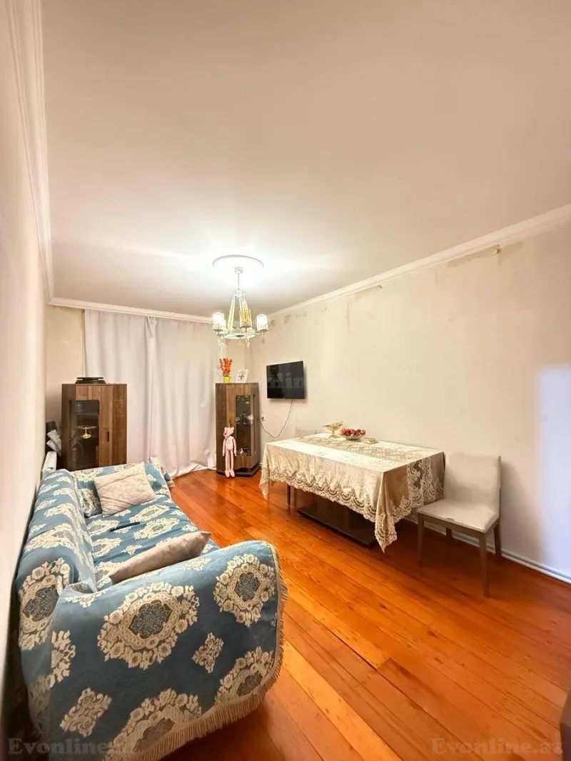 Satılır 3 otaqlı Mənzil Köhnə tikili 90 m² Azadlıq prospekti m. - şəkil 2