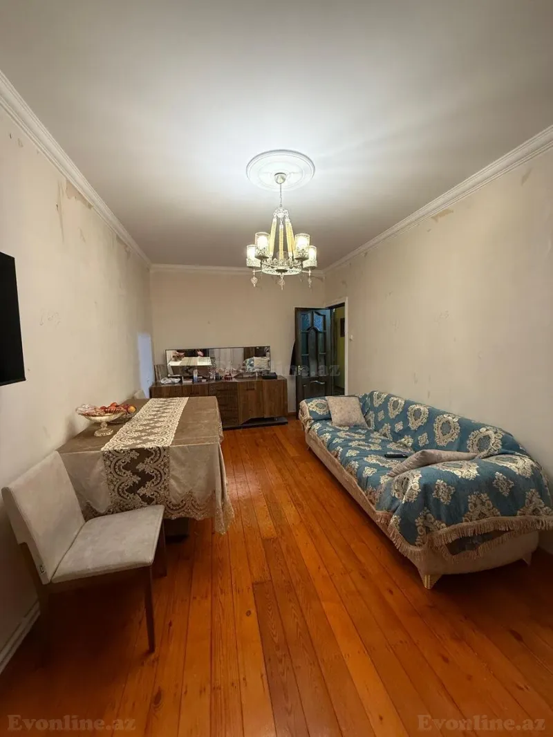 Satılır 3 otaqlı Mənzil Köhnə tikili 90 m² Azadlıq prospekti m. - şəkil 3