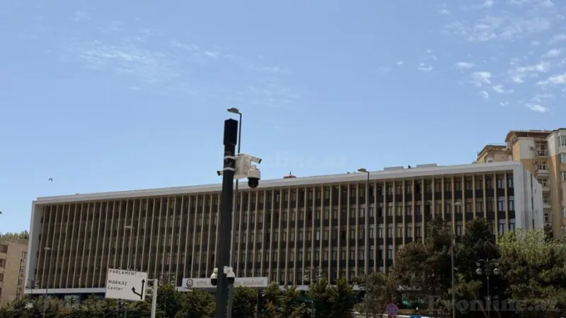 Satılır 3 otaqlı Mənzil Köhnə tikili 90 m² Nizami m. - şəkil 25