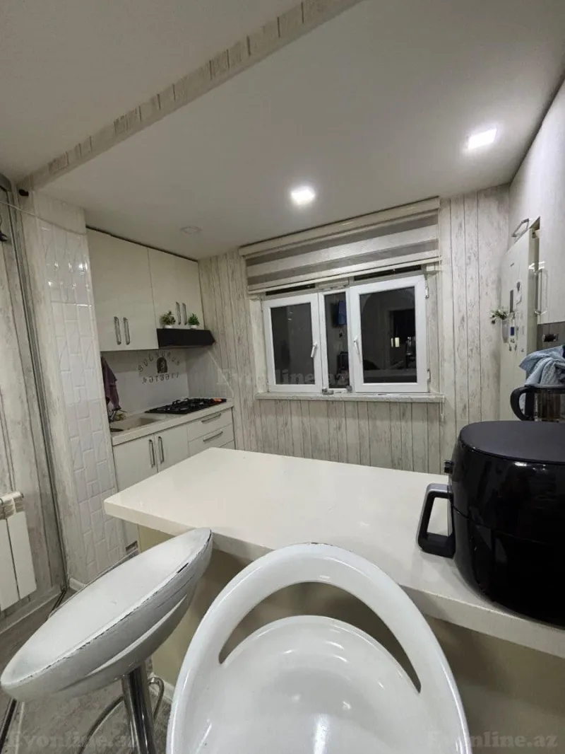 Satılır 3 otaqlı Mənzil Köhnə tikili 47 m² 4-cü mikrorayon - şəkil 3