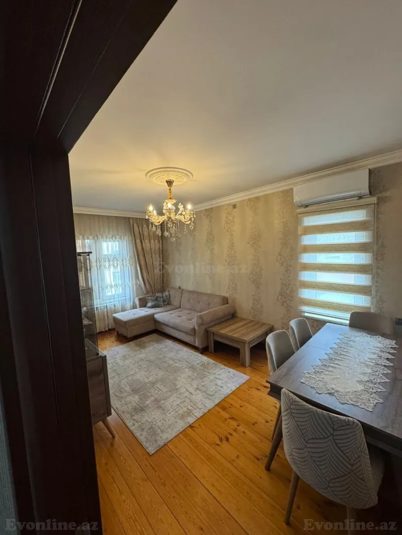 Satılır 2 otaqlı Mənzil Köhnə tikili 65 m² Yeni Yasamal