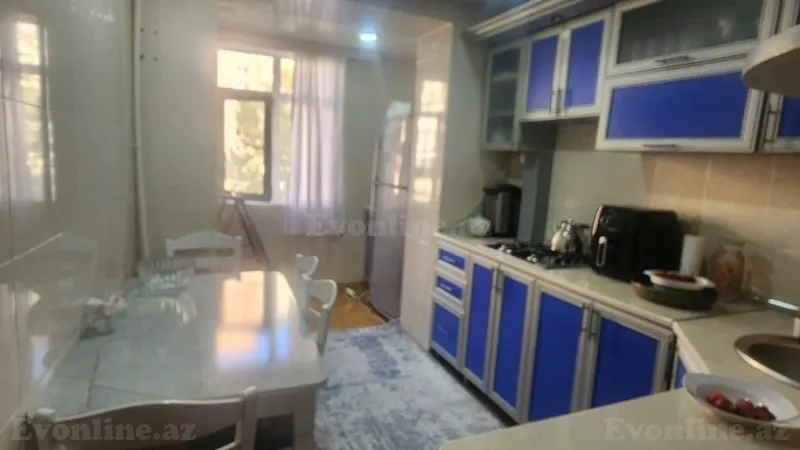 Satılır 2 otaqlı Mənzil Köhnə tikili 65 m² Xalqlar Dostluğu m. - şəkil 7