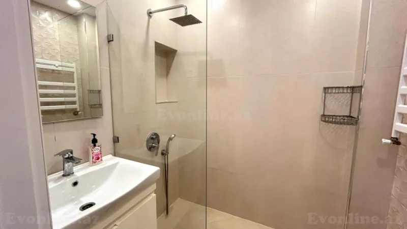 Kirayə verilir 2 otaqlı Mənzil Yeni tikili 60 m² Xətai m. - şəkil 10