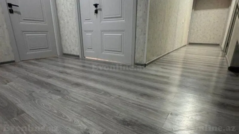 Satılır 4 otaqlı Mənzil Köhnə tikili 68 m² Sabunçu r. - şəkil 2