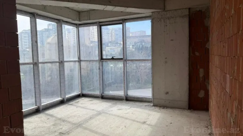 Satılır 3 otaqlı Mənzil Yeni tikili 80 m² 28 May m. - şəkil 2