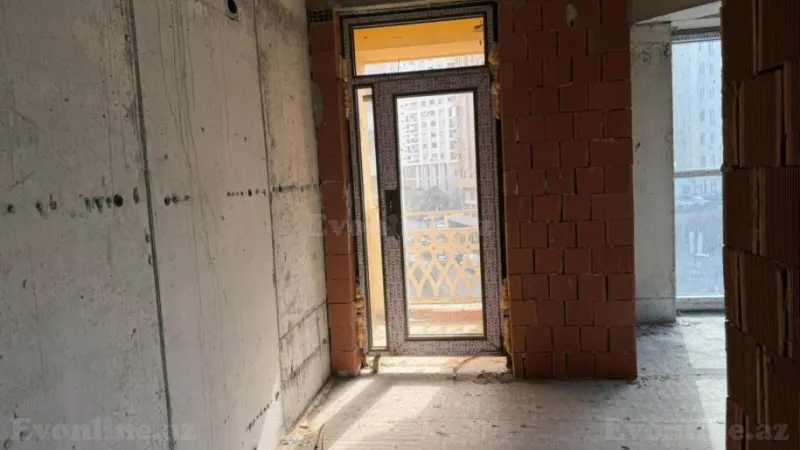Satılır 3 otaqlı Mənzil Yeni tikili 80 m² 28 May m. - şəkil 5