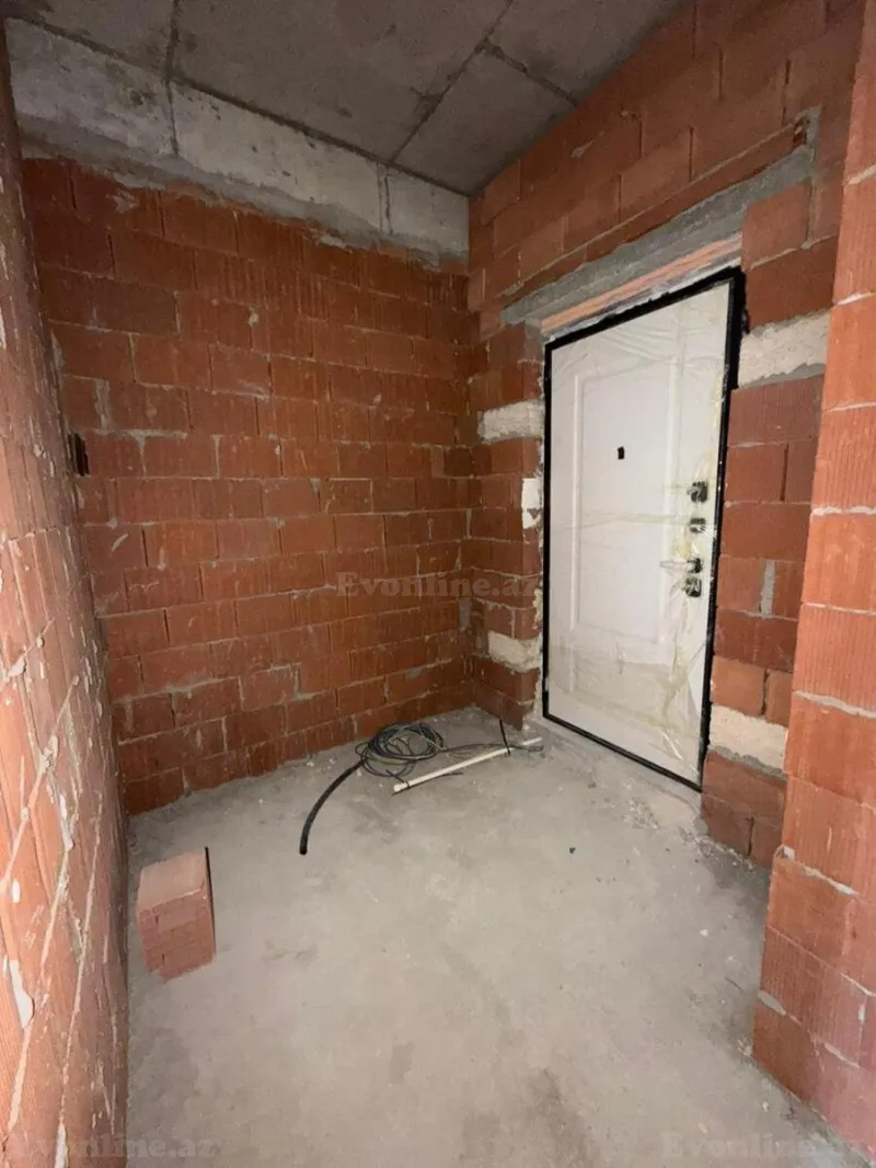 Satılır 3 otaqlı Mənzil Yeni tikili 80 m² 28 May m. - şəkil 6