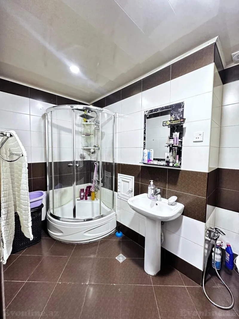 Satılır 2 otaqlı Mənzil Yeni tikili 70 m² Həzi Aslanov - şəkil 13