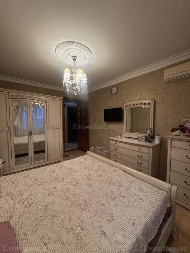 Satılır 4 otaqlı Mənzil Köhnə tikili 113 m² Sabunçu r. - şəkil 6