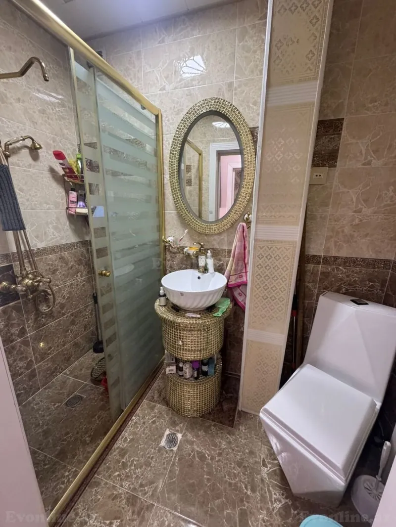 Satılır 3 otaqlı Mənzil Köhnə tikili 65 m² Nizami m. - şəkil 8