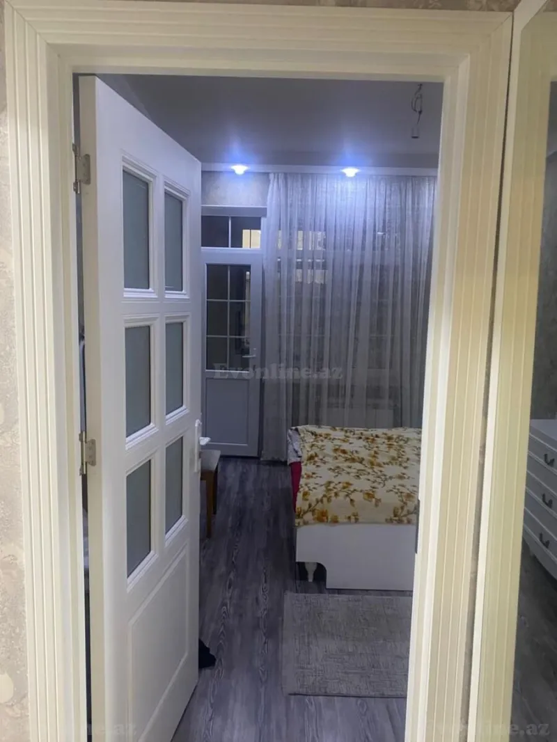 Satılır 3 otaqlı Mənzil Köhnə tikili 75 m² Azadlıq prospekti m. - şəkil 4
