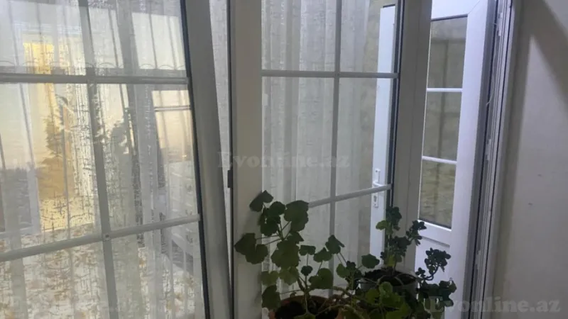Satılır 3 otaqlı Mənzil Köhnə tikili 75 m² Azadlıq prospekti m. - şəkil 8