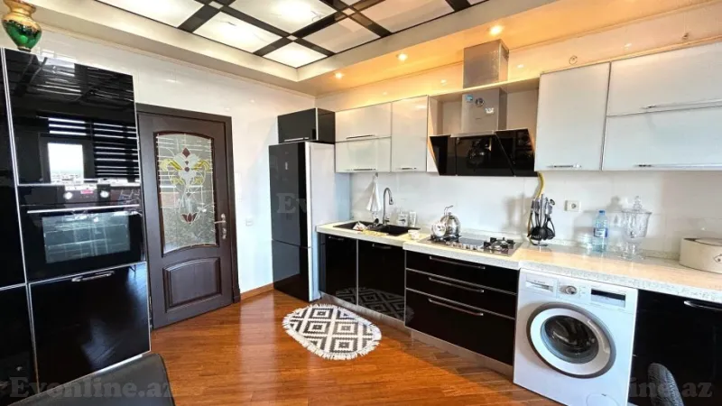 Kirayə verilir 4 otaqlı Mənzil Yeni tikili 130 m² Xətai m. - şəkil 12