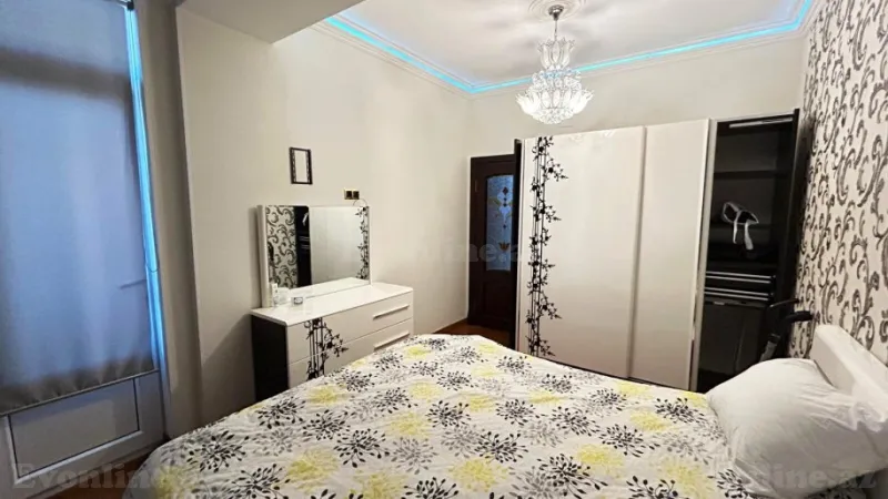 Kirayə verilir 4 otaqlı Mənzil Yeni tikili 130 m² Xətai m. - şəkil 16