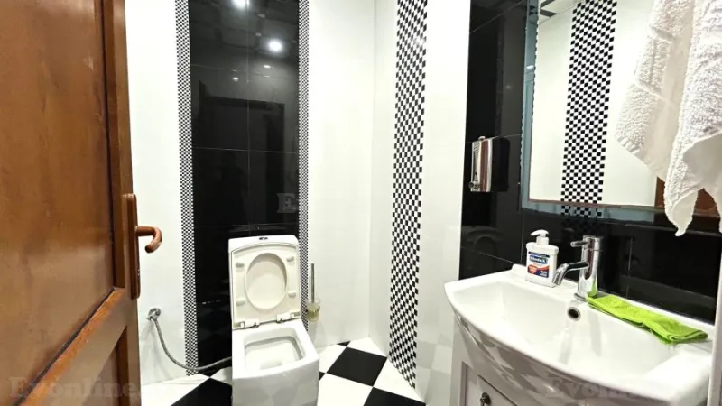Kirayə verilir 4 otaqlı Mənzil Yeni tikili 130 m² Xətai m. - şəkil 26