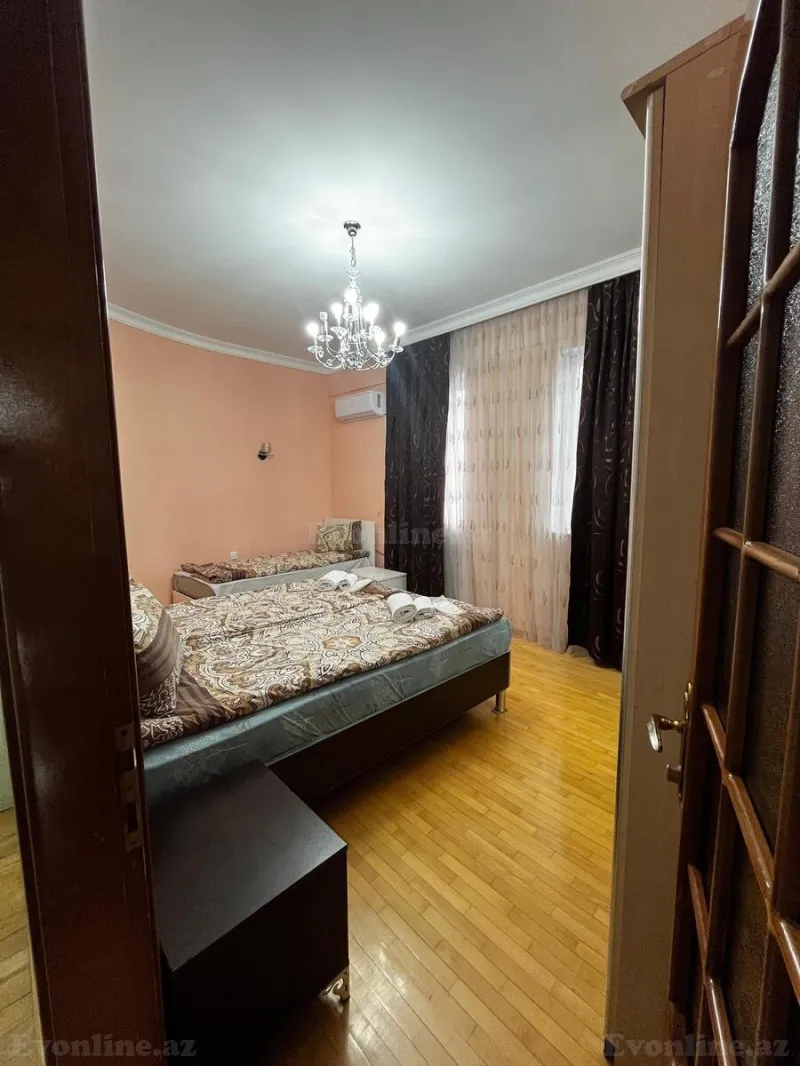 Kirayə verilir 4 otaqlı Mənzil Yeni tikili 160 m² Nizami r. - şəkil 4