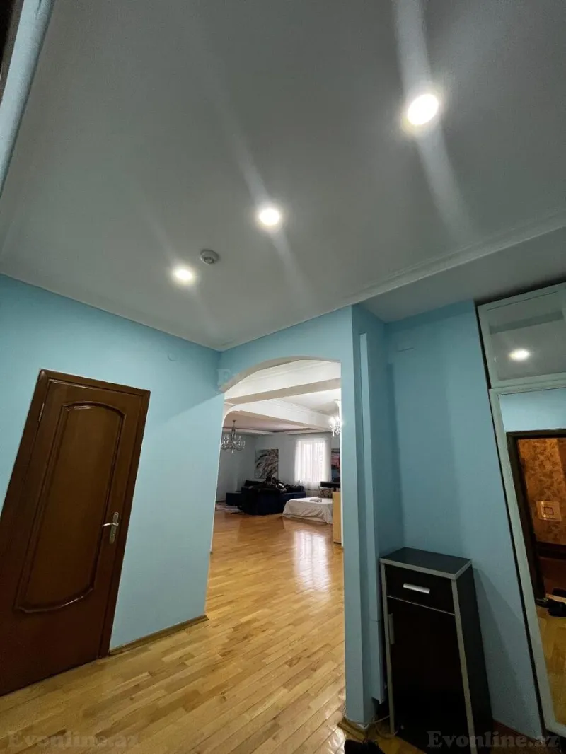 Kirayə verilir 4 otaqlı Mənzil Yeni tikili 160 m² Nizami r. - şəkil 11